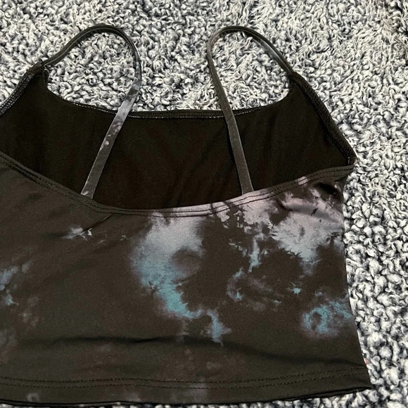 Onzie - Active Tank - Size S/M - Picture 5 of 8